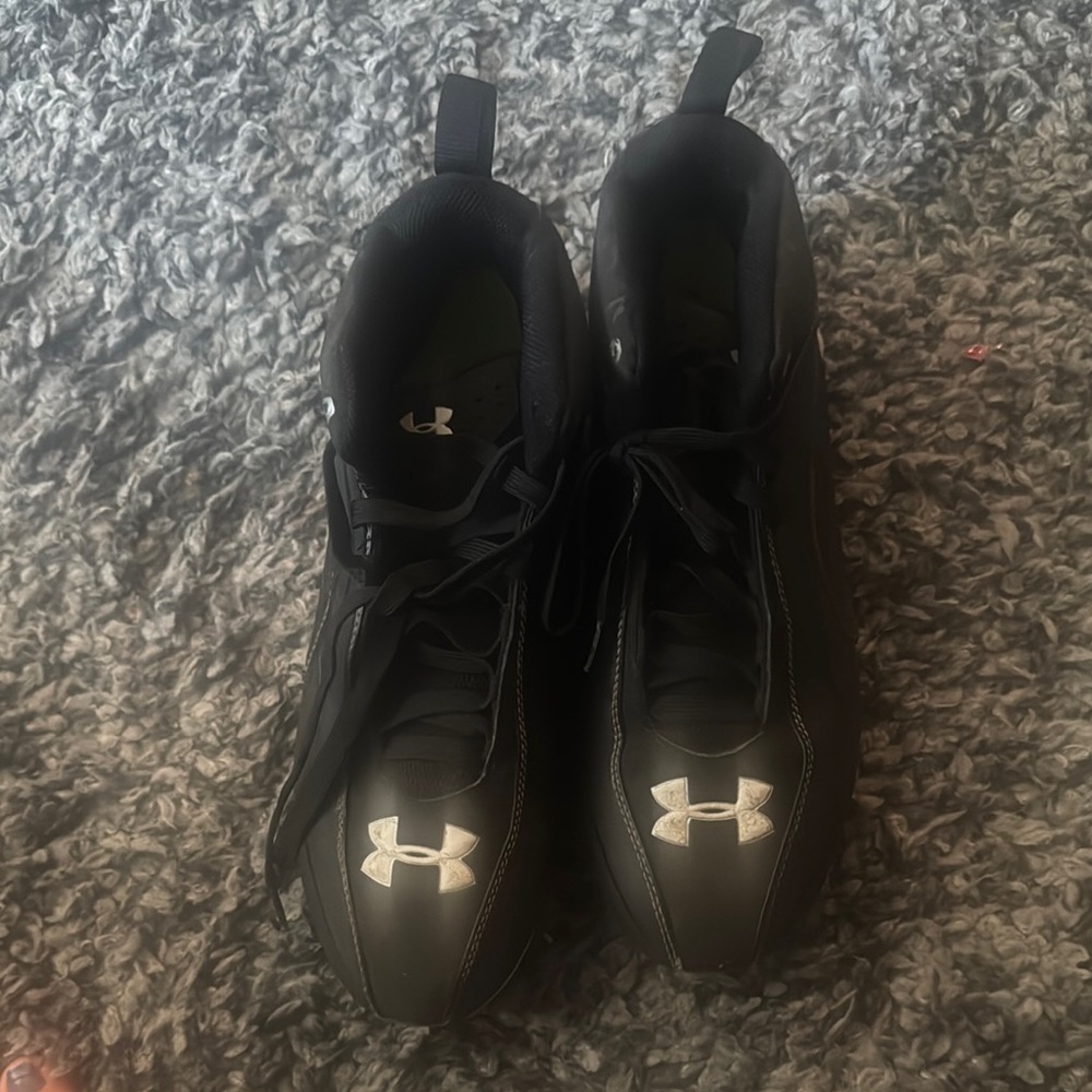 Under Armour Black (Cleats) Athletic Shoes High-Top Design